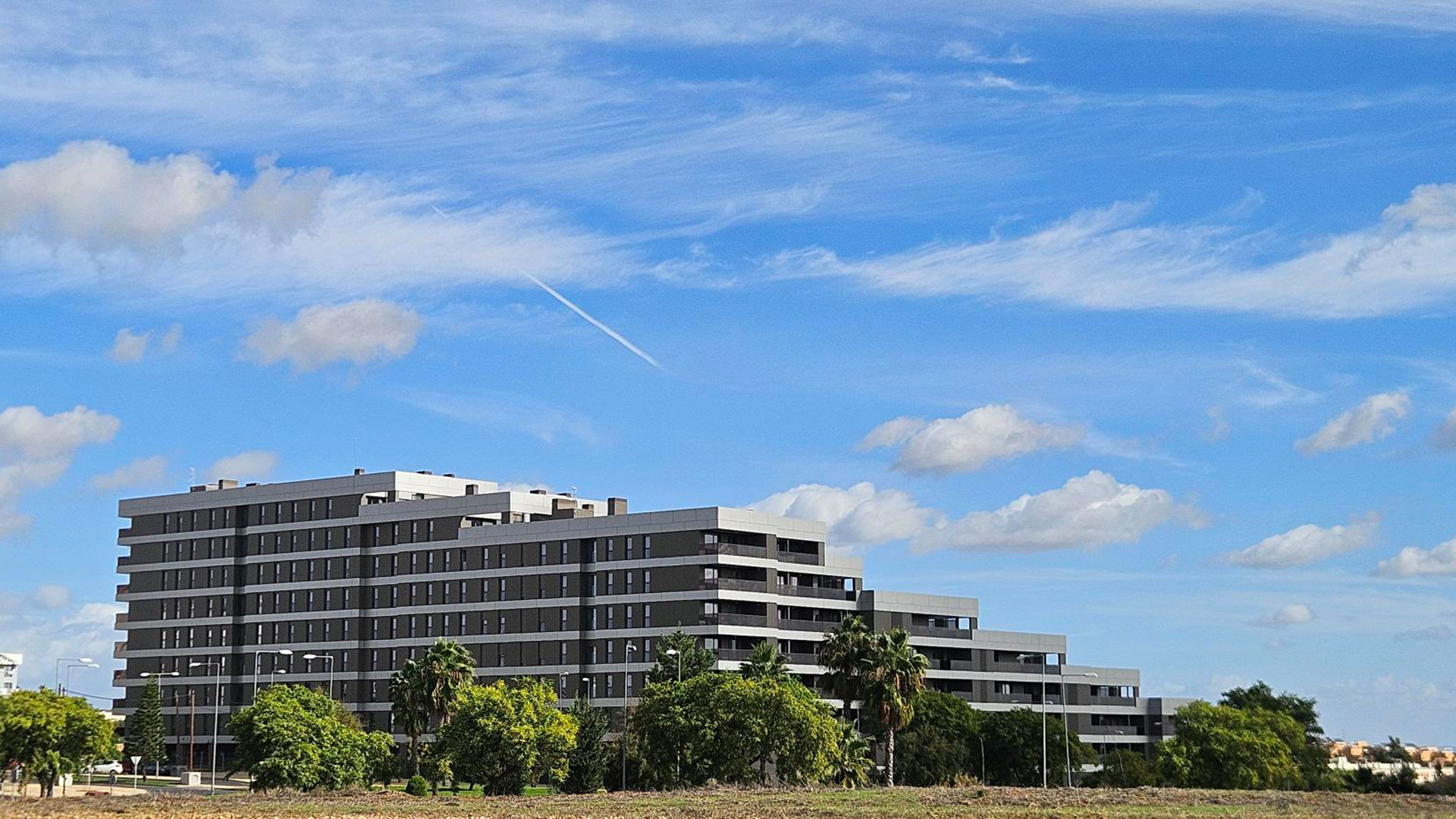 fachada-altos-del-aire-mistral_1080